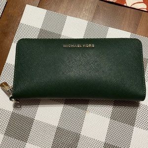 Michael Kors Wristlet